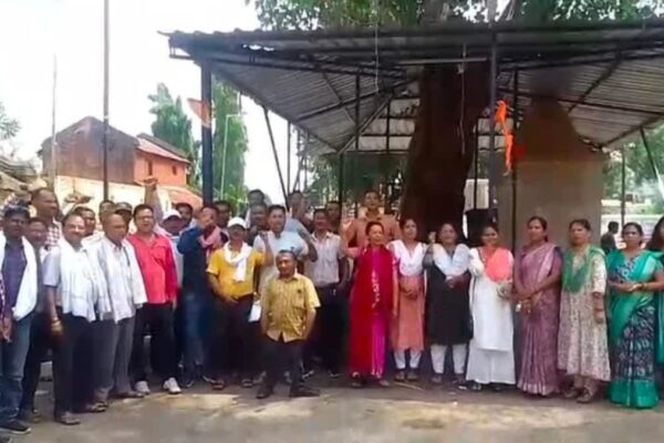 युक्तियुक्तकरण के खिलाफ शिक्षकों का प्रदर्शन, सरकार पर गंभीर आरोप…